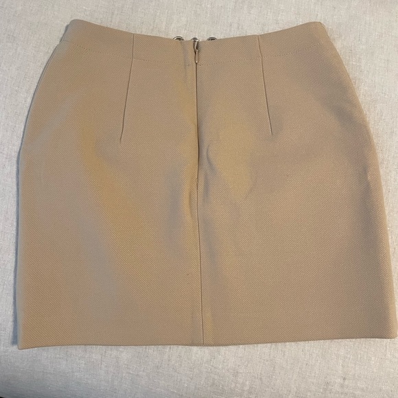 H&M Business Skirt - Picture 2 of 3